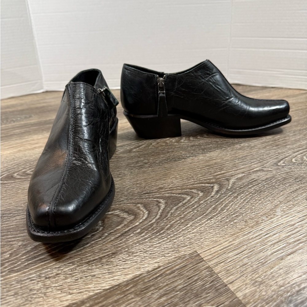 Sonora Booties Women's 8B Black Leather Boots Quinn Almond Toe‎ Side-Zip Artisan